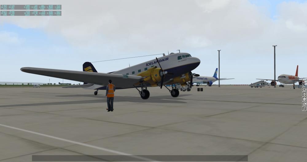 LES_Douglas DC-3(Wheels)_1.jpg